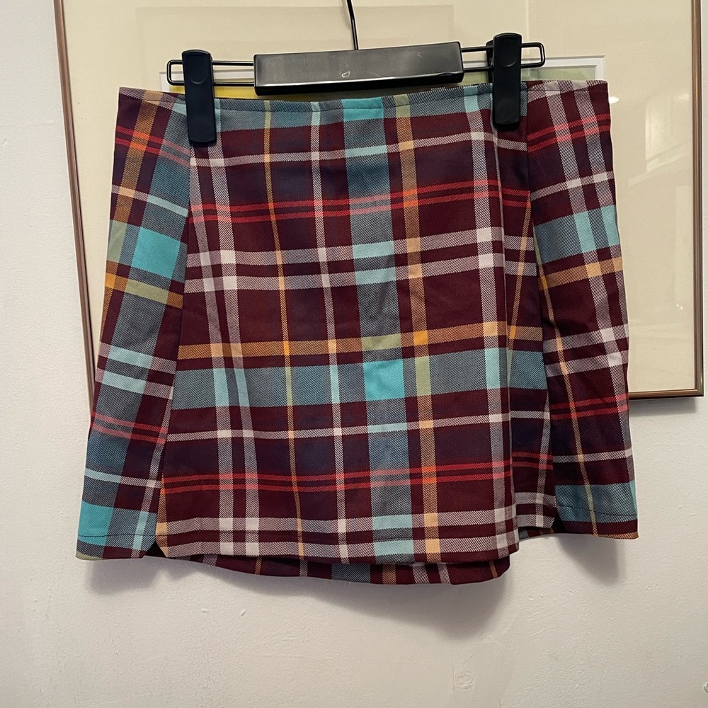 Plaid mini skirt